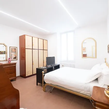 Ernesta 3br Lovely By The Spanish Steps アパート ローマ